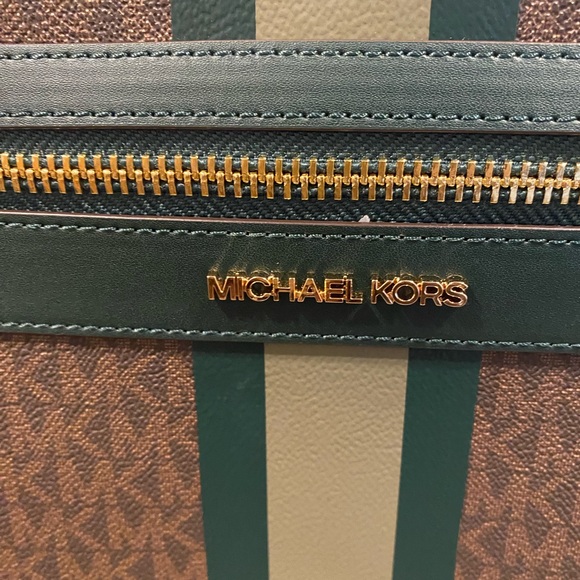 MK Brown/ Army green small trolley - Picture 5 of 12